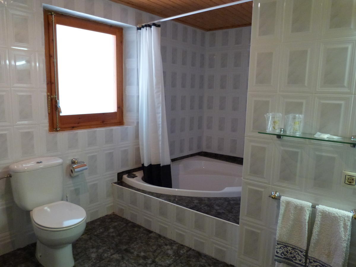 Hotel Ca L'Amadeu Vilanova de Escornalbou Pokój zdjęcie